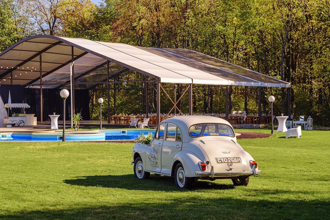 Locatiile TreeHouse - locatii de nunti in aer liber in natura - top locatii de nunta la padure-piscina